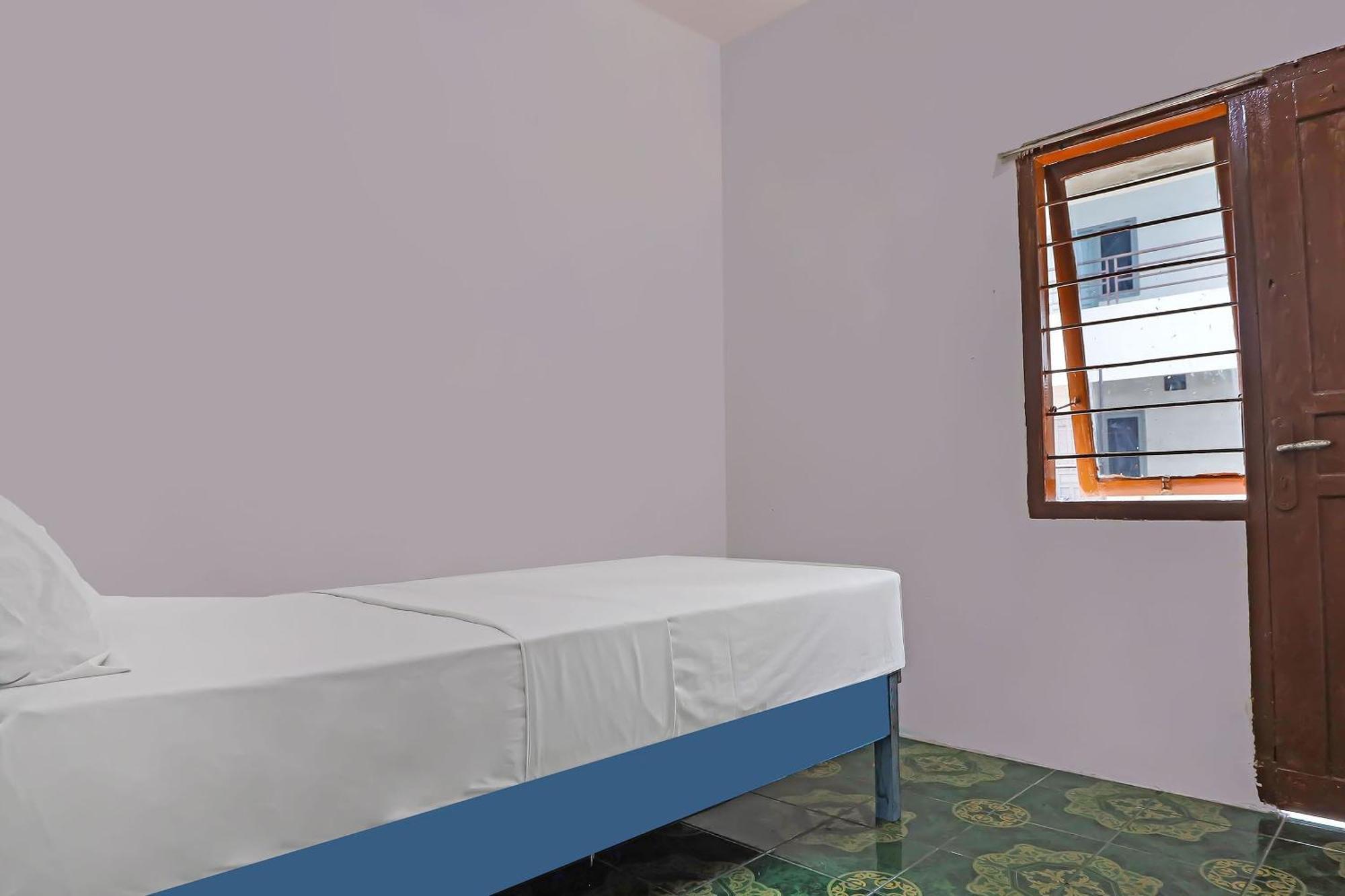 Spot On 92421 City Kost Syariah Pangkal Pinang Eksteriør bilde